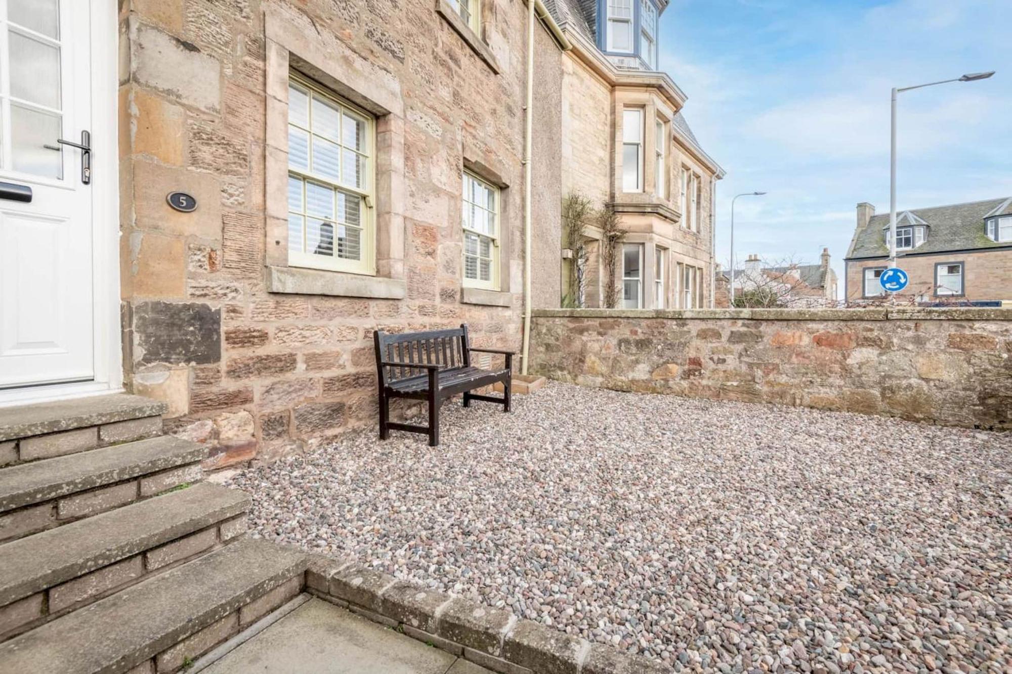 Villa Crail Town House Extérieur photo